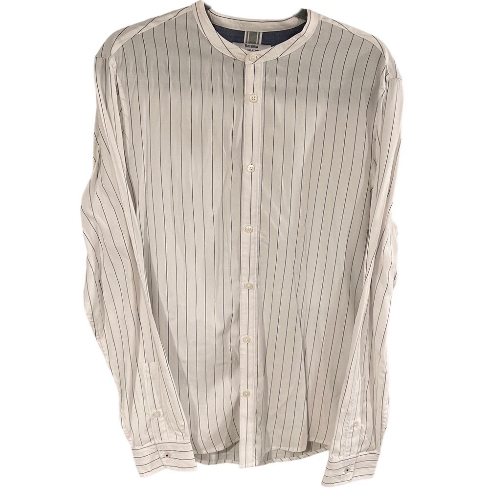 Berksha White Thin Striped Button-Up M